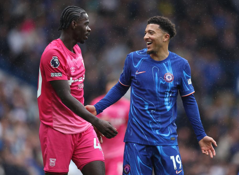 詹姆斯以超 詹姆斯以超