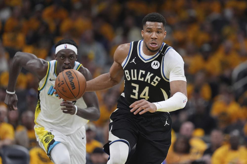 梅西千万欧豪宅遭环保组织喷漆，现场拉出“吃掉富人”标语.